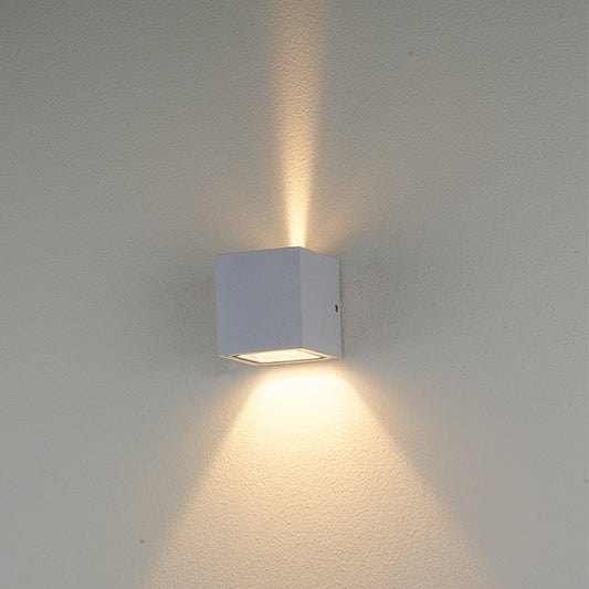 2541-G9 Wall Light
