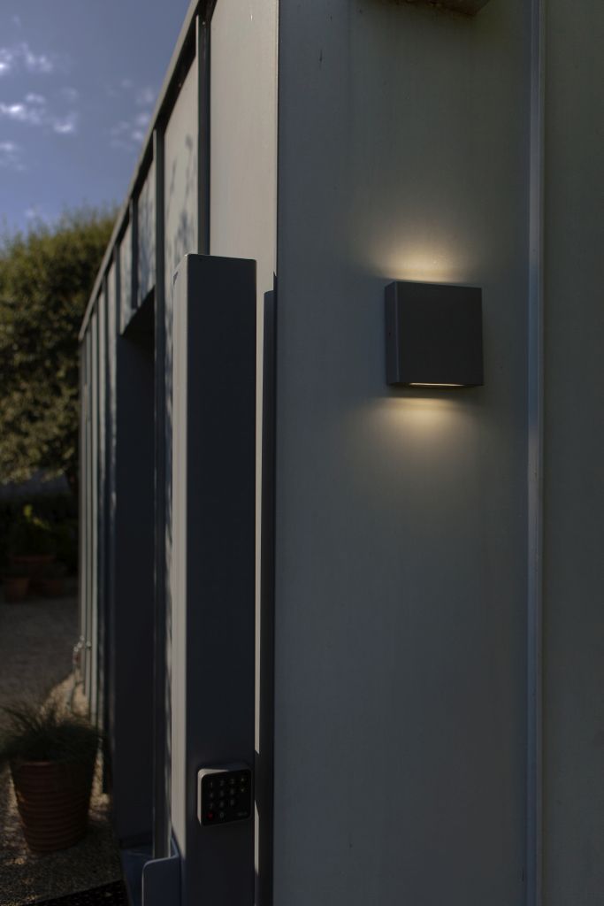 PILI-wall lamp-DWPRO