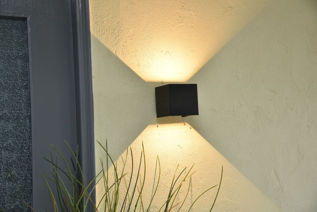 QADRA-wall lamp-DWPRO