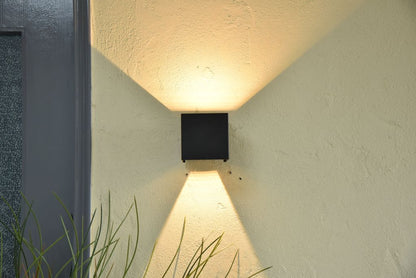 QADRA-wall lamp-DWPRO